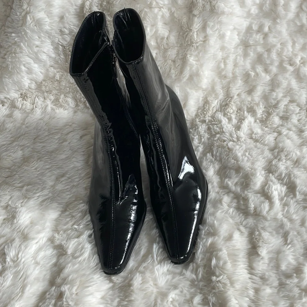 Gorgeous boots - Picture 1 of 9